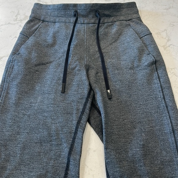Lululemon On Track Jogger Heathered Black Size 2 - Picture 7 of 16
